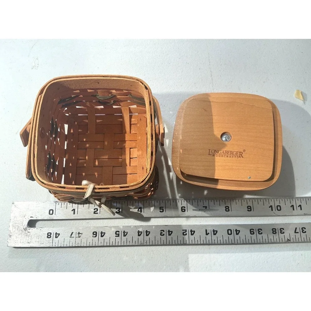 Longaberger‎ 2000 Let It Snow Tree Trimming Basket with Lid and Tag Miniature
